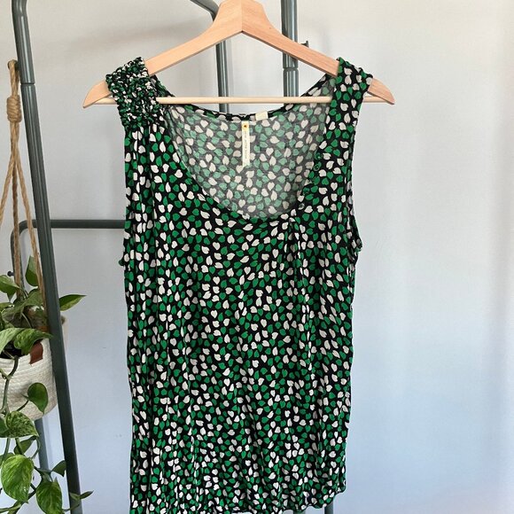 Leafy asymmetrical-neck tank with buttons - Picture 2 of 10